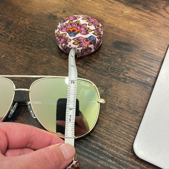 Quay Australia Desi Perkins High Key Aviator Sunglasses - Picture 5 of 7